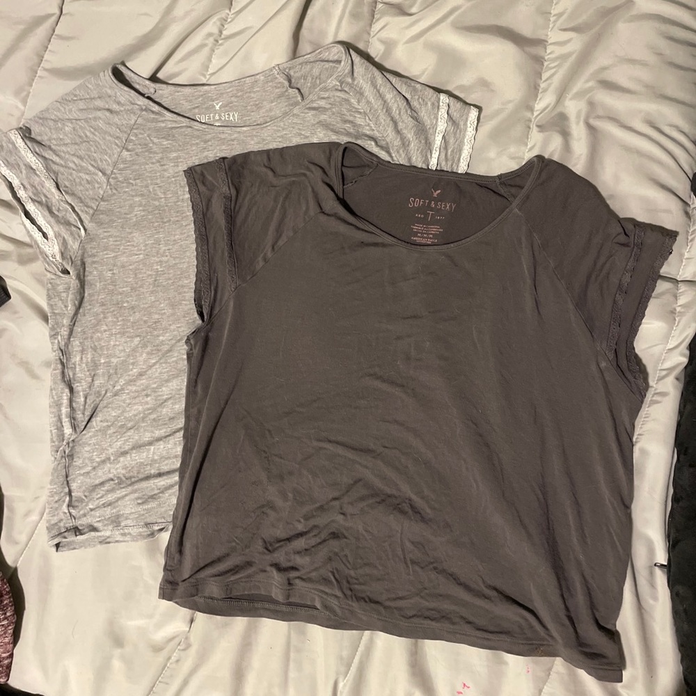 Tee shirts
